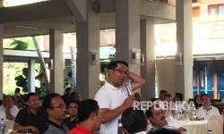 Jelang Pelantikan, Emil Imbau Kepala Daerah Berdoa di Masjid