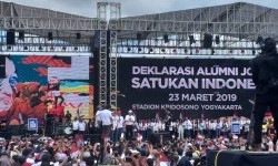 Jokowi: Pemimpin Harus Berada di Depan Saat Rintangan Datang