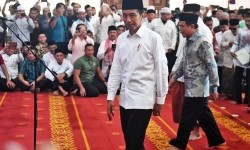 Bawaslu Dalami Kampanye Hitam Terhadap Jokowi di Karawang