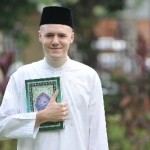 Mike Clercx: Mukjizat Alquran Mengantarkannya pada Islam
