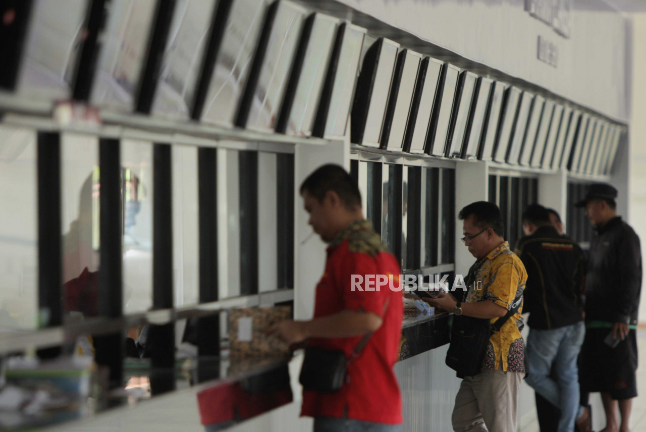 Wajah Baru Loket Tiket Bus Terminal Kampung Rambutan