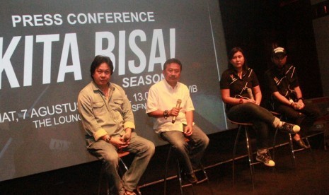 (ki-ka): Lim Swie King, Budi Darmawan, Dita Nurmasari dalam peluncuran program 'Kita Bisa Season 3'