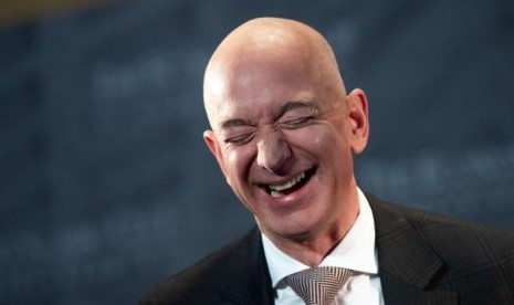 Penghujung Tahun, Saham Amazon Menggunung! Kekayaan Jeff Bezos Pun.... (FOTO: VOX)