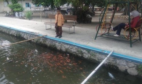 Dulu Dipenuhi Sampah, Sungai di Mojokerto Kini Jadi Budidaya Ikan