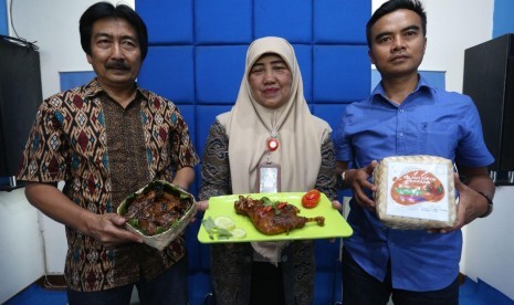  Kelurahan Cimincrang, Kecamatan Gedebage, Kota Bandung tengah menyupayakan balado entog (itik) menjadi kuliner khas baru dari Kota Bandung.