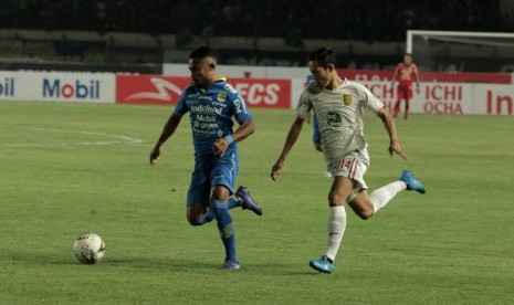  Persib vs Persela: Jurus Jitu Persela Lamongan saat Bungkam Persib Bandung