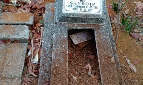  Perusakan makam di Tasikmalaya