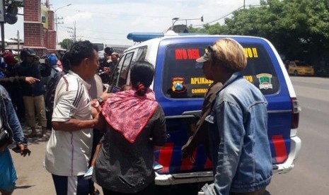 Seorang wanita meninggal dunia setelah ditabrak jambret.