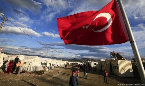 picture-alliance/AP Photo/L. Pitarakis