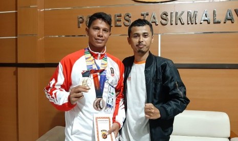 Peraih Emas SEA Games Pulang Naik Angkot, Wagub Minta Maaf