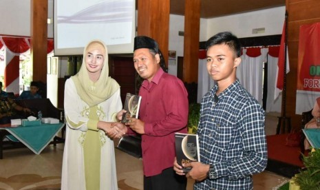 Trenggalek Dukung Program One Pesantren One Product