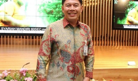 Toni E. B. Subari, Dirut PT Bank Syariah Mandiri (BSM)