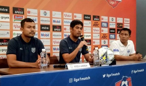 Persib vs Persela: Bek Persela Yakin Kalahkan Persib