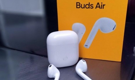 Realme Bakal Boyong Air Buds Pertamanya ke Indonesia, Harganya. . .. (FOTO: Realme)