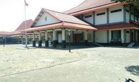  Gedung DPRD Sragen dari depan. Foto/Wardoyo