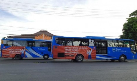 Naik Bus Trans Lampung Pakai LinkAja, Nikmati Cashback 30%. (FOTO: LinkAja)