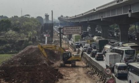 Penggelapan dana sewa tanah bengkok untuk proyek Kereta Cepat Indonesia-China (KCIC).