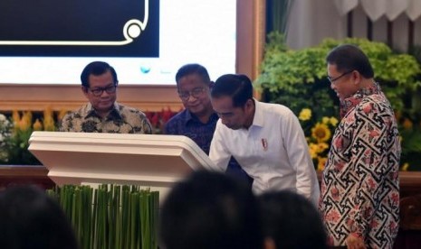 Tol Langit Mengudara, Pesan Jokowi Bijak Banget. (FOTO: Bernadinus Adi Pramudita)