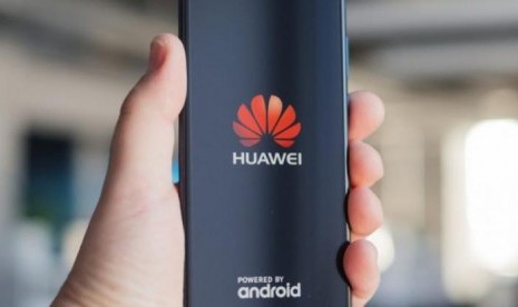 Jadi Sandera Perang Dagang AS-China, Huawei Tetap Catat Pendapatan Hingga Ribuan Triliun. (FOTO: KrAsia)