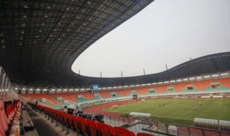  Stadion Pakansari, Kabupaten Bogor