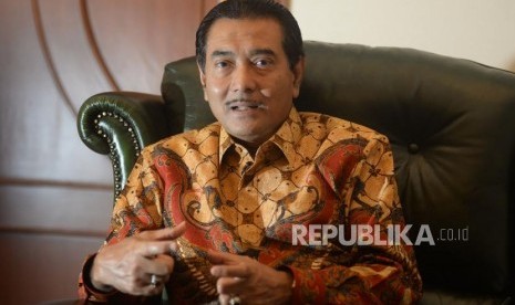 Direktur Utama BRI Suprajarto saat diwawancarai Republika, Jakarta, Jumat (6/4).