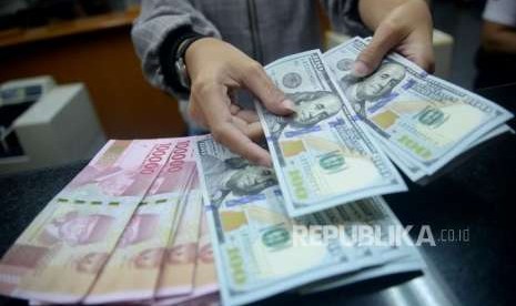 Pengusaha Jawa Timur Tukarkan 50 Juta Dolar As Ke Rupiah Republika Online