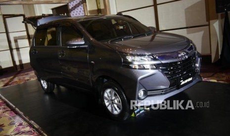 Tampilan baru interiso Toyota New Avanza yang dipamerkan pada peluncuran New Avanza dan New Veloz 2019 di Jakarta, Selasa (15/1).