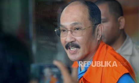 Lawyer Fredrich Yunadi, suspect of obstruction of justice case, arrives at KPK office, Jakarta, on Tuesday (January 16).