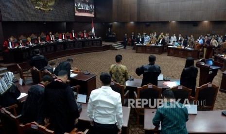 Suasana sidang lanjutan Perselisihan Hasil Pemilihan Umum (PHPU) Pemilihan Presiden (Pilpres) 2019 di Gedung Mahkamah Konstitusi, Jakarta, Selasa (18/6).