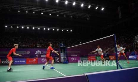  Pertandingan Final Ganda Putera Asian GAmes  mempertemukan Pebulu tangkis Indonesia  Kevin  Sanjaya dan Marcus Fernaldi   melawan  Fajar Alfian dan Muhammad Rian pada pertandingan final cabang bulu tangkis nomor ganda  putra Asian Games 2018 di Istora Senayan, Jakarta, Selasa (28/8).