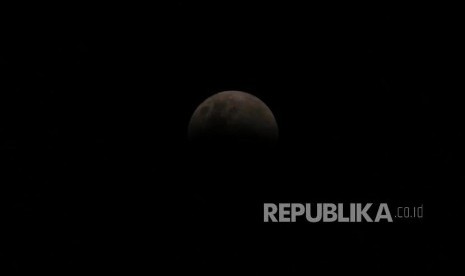 Gerhana bulan, Jakarta, Rabu (31/1) malam. 