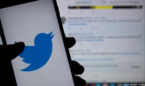 Pakar: Twitter Menjual Data Pengguna untuk Meraup Keuntungan