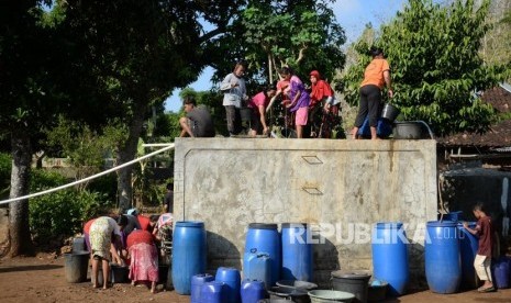 BPBD Cilacap Masih Salurkan Bantuan Air Bersih