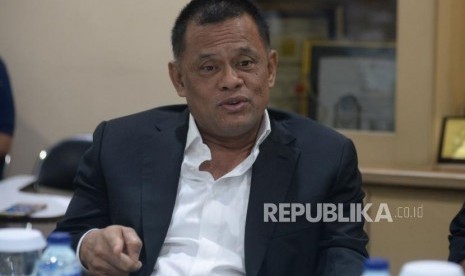 Mantan Panglima TNI Jenderal TNI Gatot Nurmantyo saat berkunjung ke kantor Republika, Jakarta, Rabu (28/3).