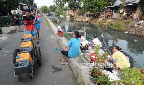 Ilustrasi. Anggota Komisi D DPRD DKI Jakarta Hardiyanto Kenneth meminta Gubernur DKI Jakarta Anies Baswedan untuk segera menuntaskan permasalahan air bersih di Jakarta yang masih belum selesai.