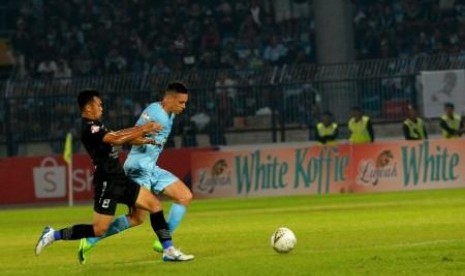 Ini Analisis Robert Alberts Usai Persib Gagal Curi Tiga Poin dari Persela