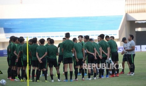 Latihan timnas sepak bola Indonesia U-19 belum lama ini.