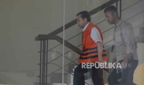 Terdakwa kasus korupsi KTP elektronik Setya Novanto, bersiap menjalani pemeriksaan di gedung KPK Jakarta, Rabu (10/1).