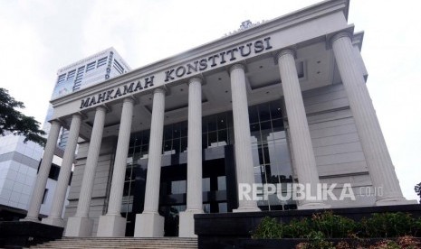 Suasana Gedung Mahkamah Konstitusi di Jalan Medan Merdeka Barat, Gambir, Jakarta, Senin (15/1).