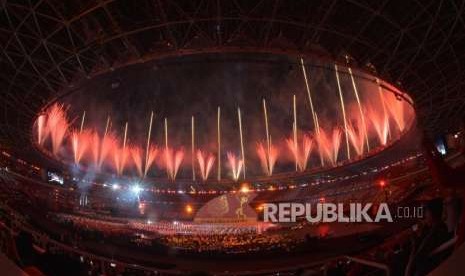 Suasana Pembukaan Asian Para Games ke 3 yang menceritakan keberagaman Indonesia saat pembukaan Asian Para Games ke 3 di Stadion Utama Gelora Bung Karno Jakarta, Sabtu (6/10) Malam.