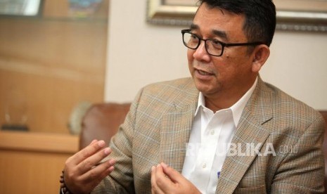 Direktur Jenderal PAUD dan Pendidikan Masyarakat Harris Iskandar menyampaikan paparannya saat wawancara di Gedung Kementerian Pendidikan dan Kebudayaan, Jakarta, Senin (5/2).