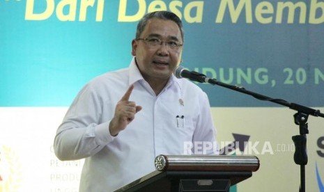 Menteri Menteri Desa dan Pembangunan Daerah Tertinggal (PTD) PTD Eko Putro Sandjojo. 