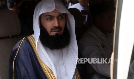 Menulis Kalimat Insya Allah yang Benar Menurut Mufti Menk. Mufti Ismail Menk.