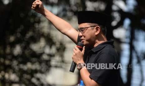 Direktur Relawan Tim Kampanye Nasional Jokowi-Ma'ruf, Maman Imanulhaq,  memberikan  sambutan saat deklarasi Barabaja memberikan   dukungan terhadap bakal calon presiden Joko Widodo dan Maaruf Amin di Rumah Aspirasi, Jakarta, Ahad (16/9).