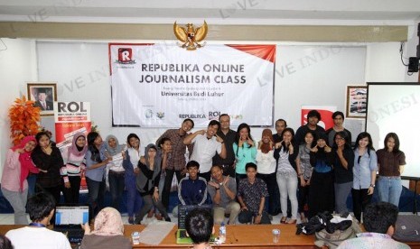 Republika Online Goes to Campus