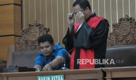 Hakim Tunggal Kusno usai memimpin sidang perdana gugatan praperadilan yang diajukan Ketua Umum Partai Golkar Setya Novanto di PN Jakarta Selatan,Kamis (30/11).