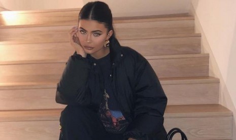 Dapat Gelar 'Miliarder Muda', Kylie Jenner Diolok-olok Keluarga. (FOTO: Instagram/kyliejenner)