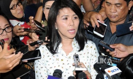 Kuasa Hukum Basuki Tjahaja Purnama alias Ahok yang juga adiknya Fifi Lety Indra.