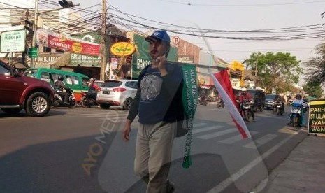 Wujudkan Mimpi Jadi Nyata, Warga Tasik Nekat Jalan Kaki Temui Jokowi