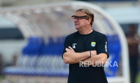 Pelatih tim Persib Bandung Robert Rene Alberts.